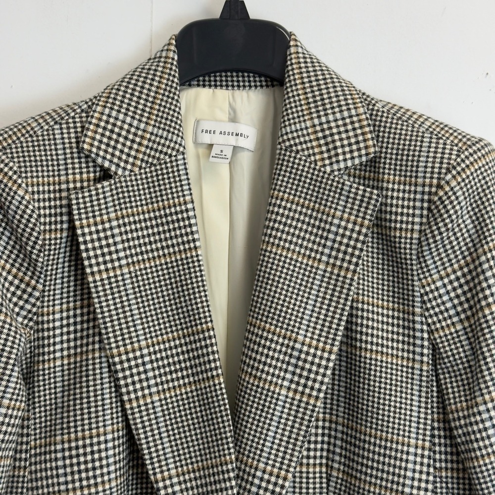 Free Assembly Womens S Glen Plaid Single Button Blazer Black White check  Jacket - Picture 2 of 10